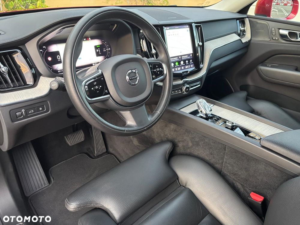 Volvo XC 60 T6 AWD Recharge Geartronic Inscription - 22