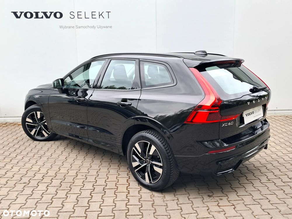 Volvo XC 60 B5 B AWD Plus Dark - 10
