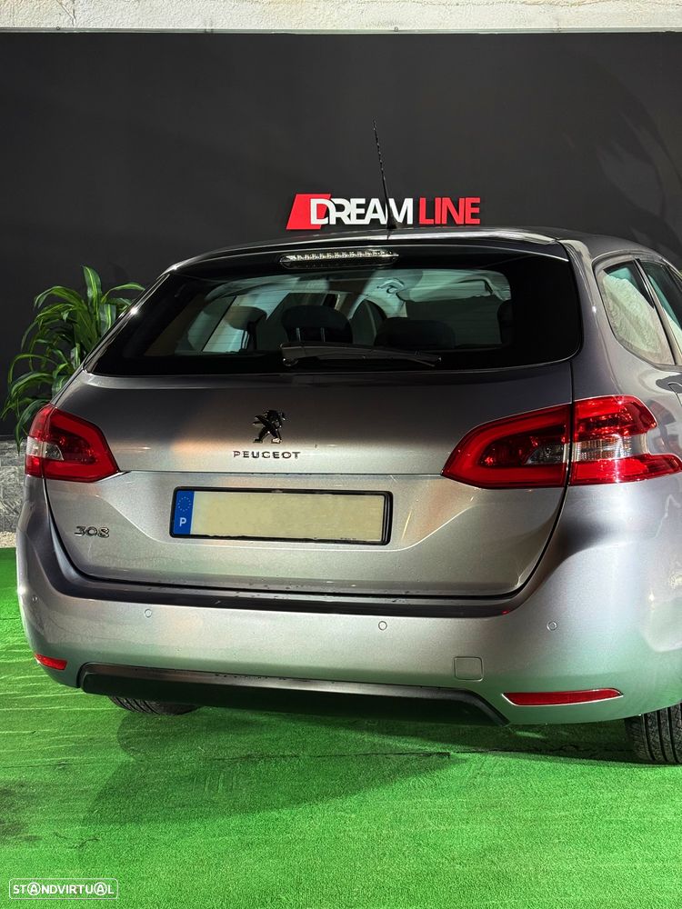 Peugeot 308 SW - 10