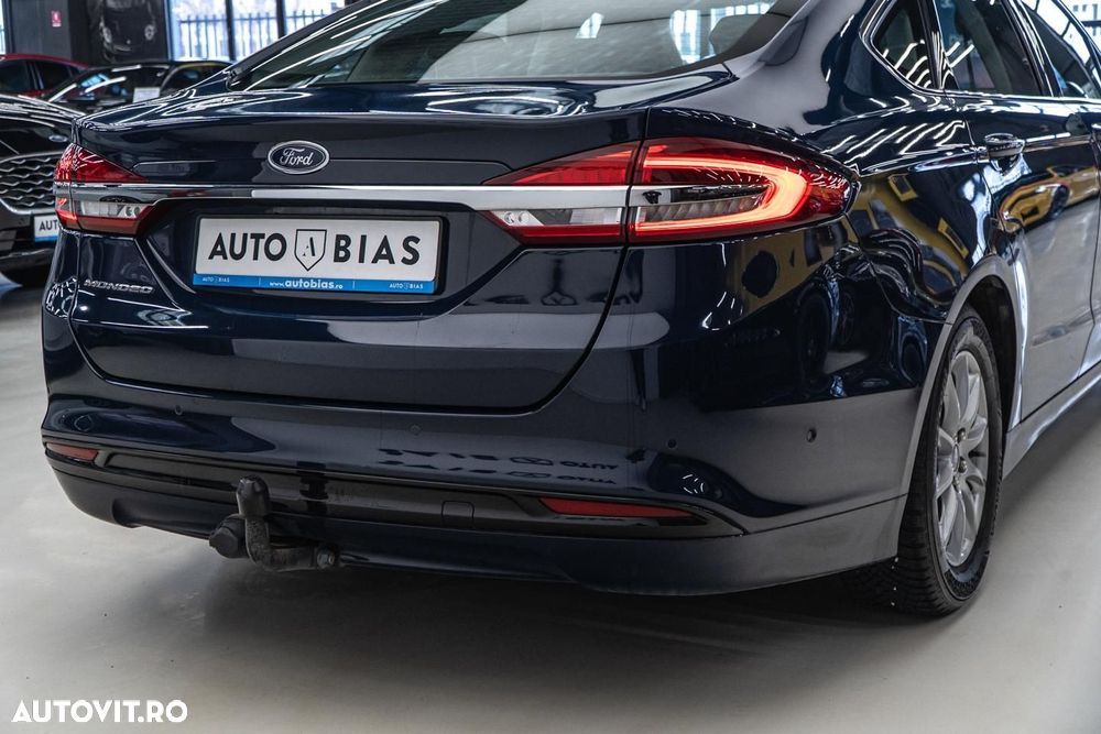 Ford Mondeo 2.0 HEV Titanium - 14