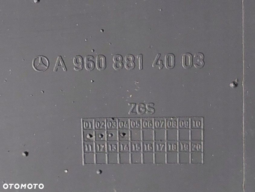 błotnik nadkole pod kabine lewe actros mp4 a9608814003 - 5
