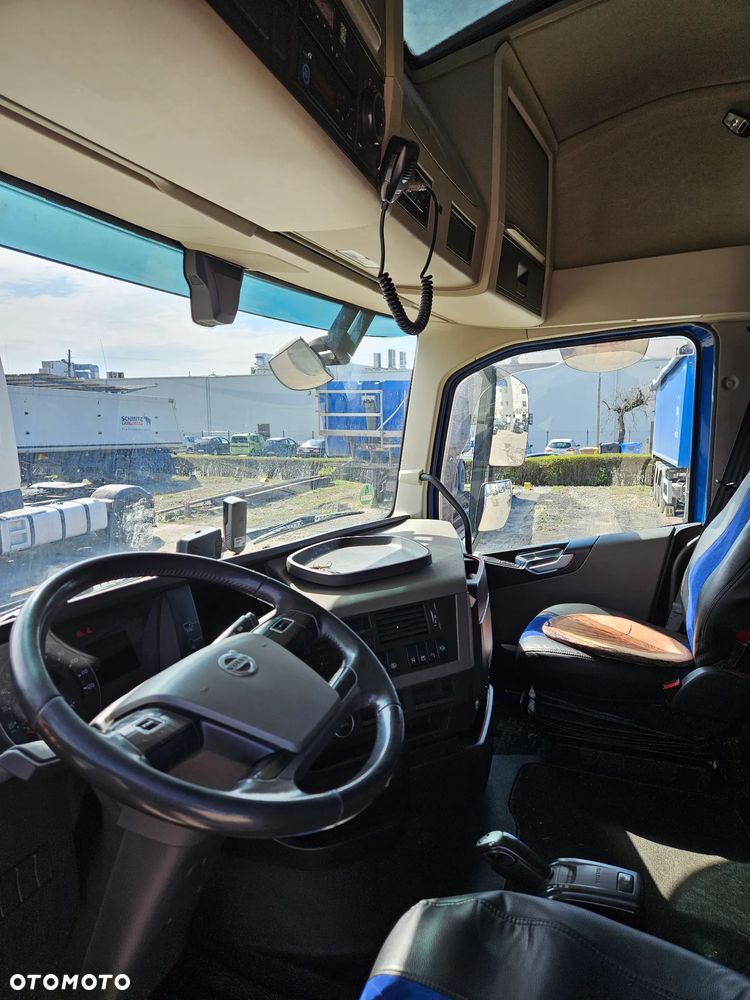Volvo FH 460 Globetrotter - 9