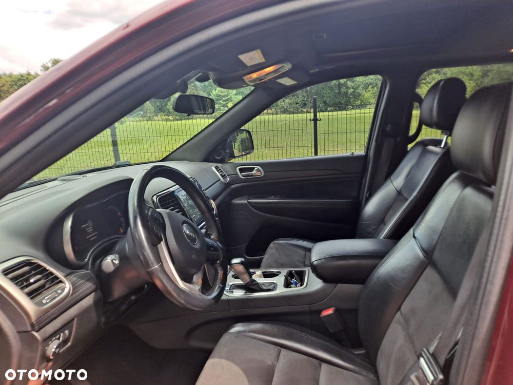Jeep Grand Cherokee - 11