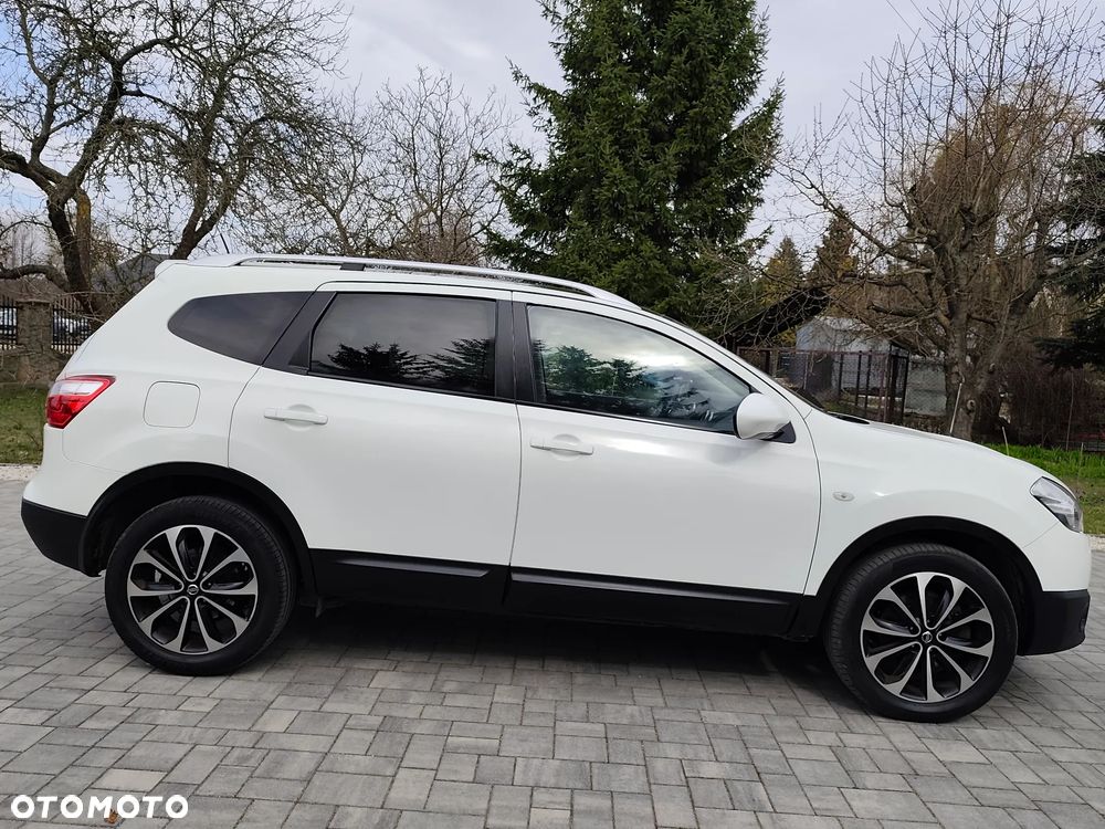 Nissan Qashqai+2 - 14