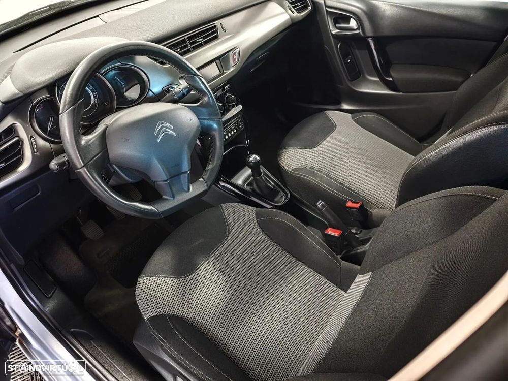 Citroën C3 1.2 PureTech Shine - 18
