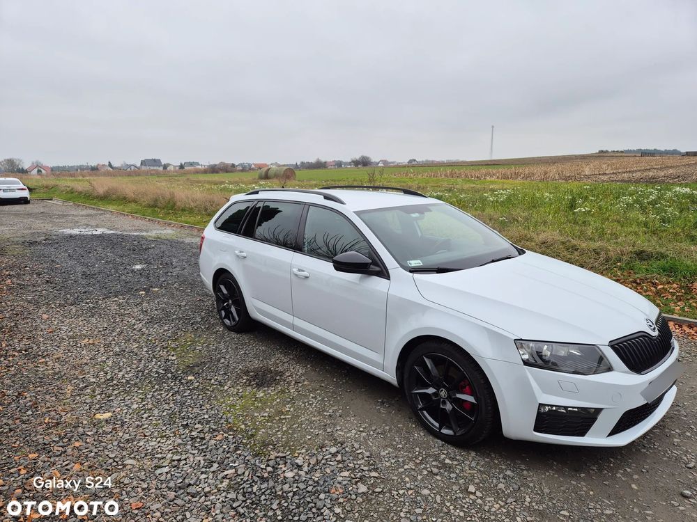Skoda Octavia 2.0 TDI RS Challenge DSG - 1