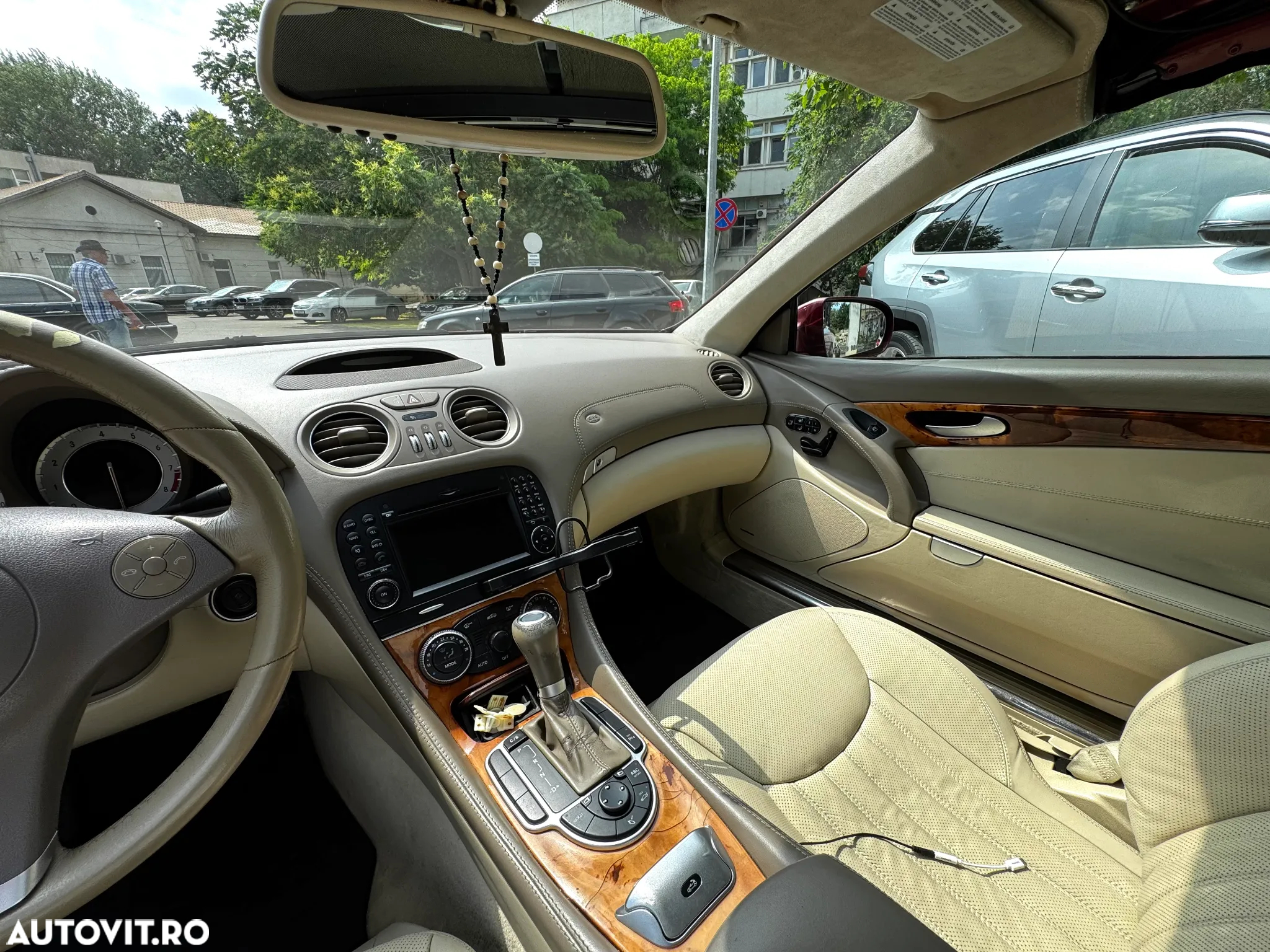 Mercedes-Benz SL 350 Aut - 9