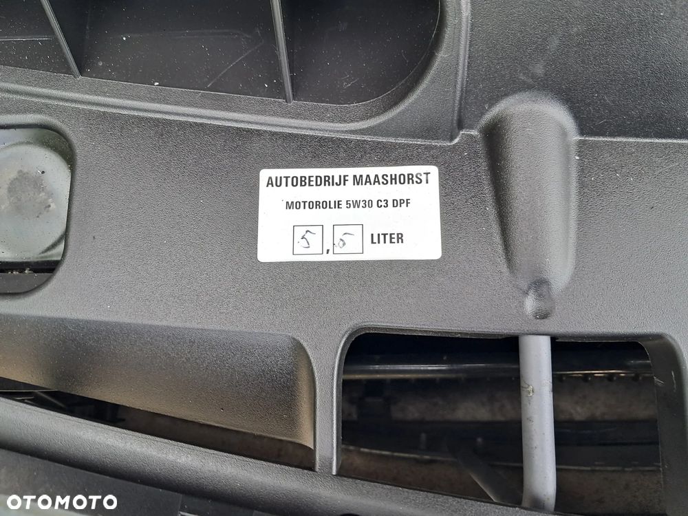 Mercedes-Benz Klasa C 200 CDI DPF Automatik BlueEFFICIENCY Avantgarde - 33