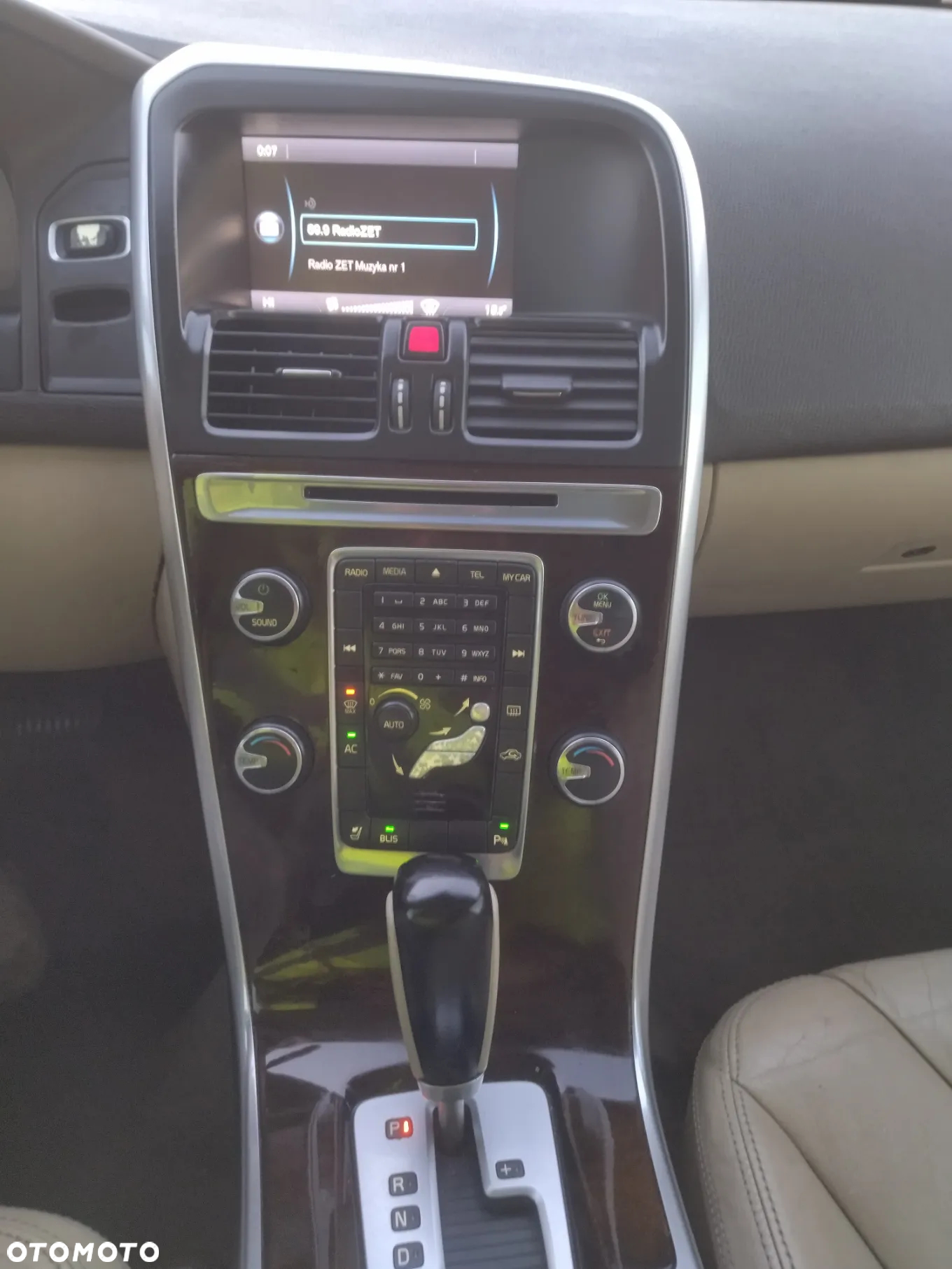 Volvo XC 60 - 6