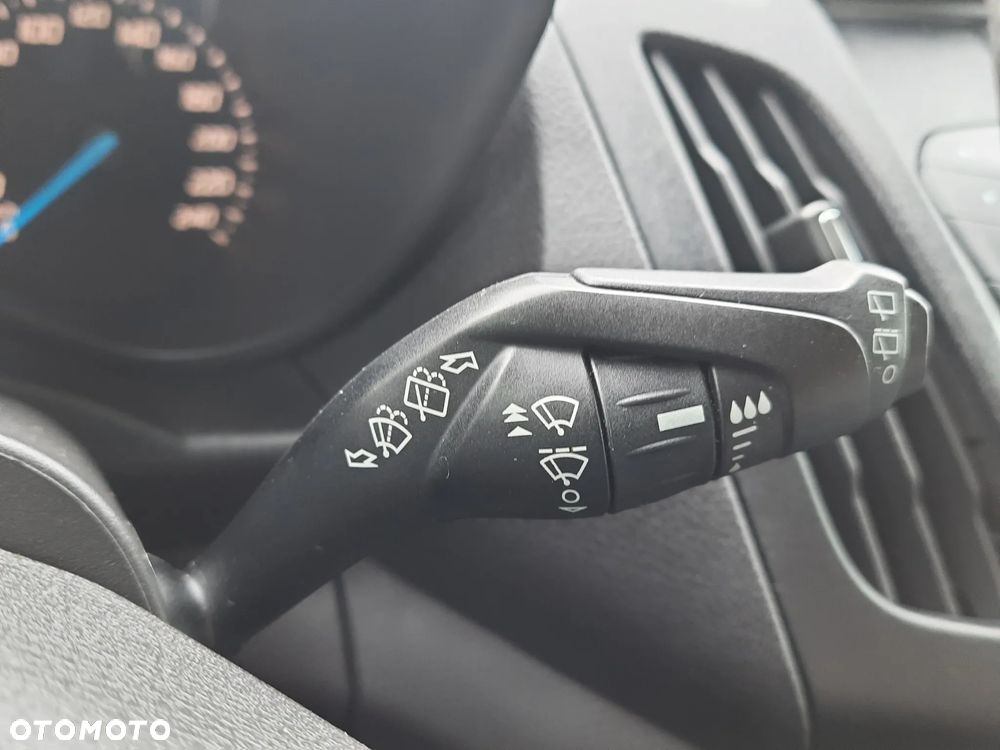 Ford Transit Connect - 15
