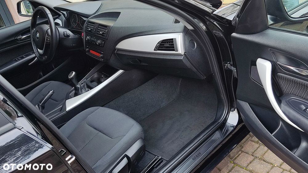 BMW Seria 1 116i Urban Line - 8