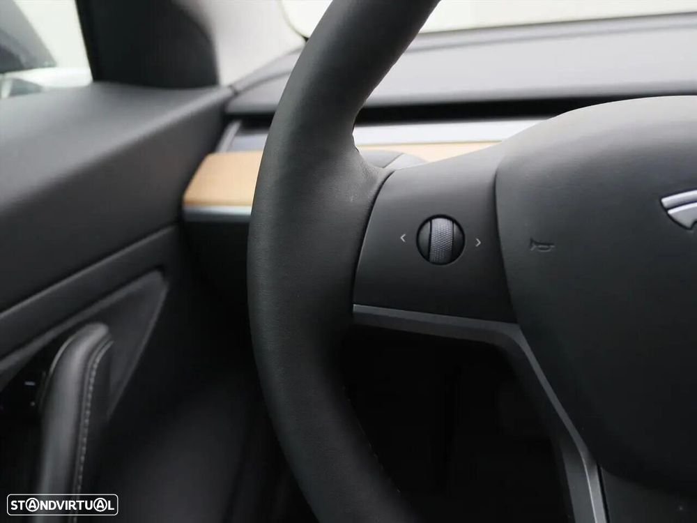 Tesla Model 3 Standard Range Plus RWD - 19