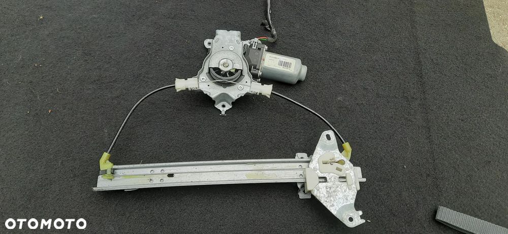 NISSAN QASHQAI I Podnośnik szyby lewy przód 80771jd000 1768 0066 lewy tył 402191a - 6