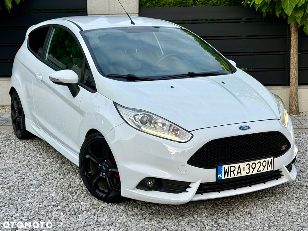 Ford Fiesta 1.6 EcoBoost ST - 6