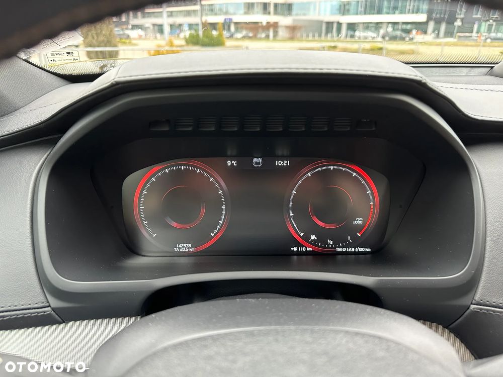 Volvo XC 90 T6 AWD R-Design - 9