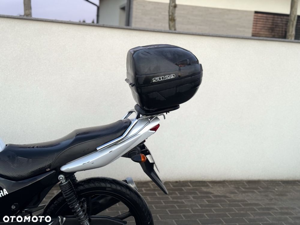 Yamaha YBR - 6