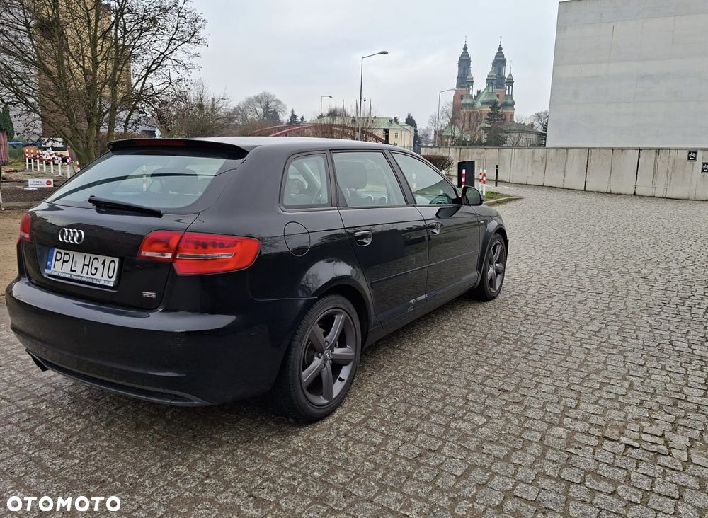 Audi A3 Sportback - 12