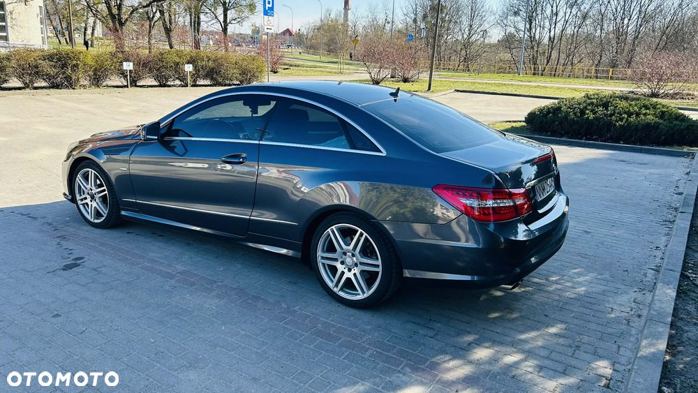 Mercedes-Benz Klasa E - 8