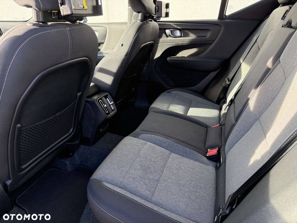 Volvo XC 40 - 21