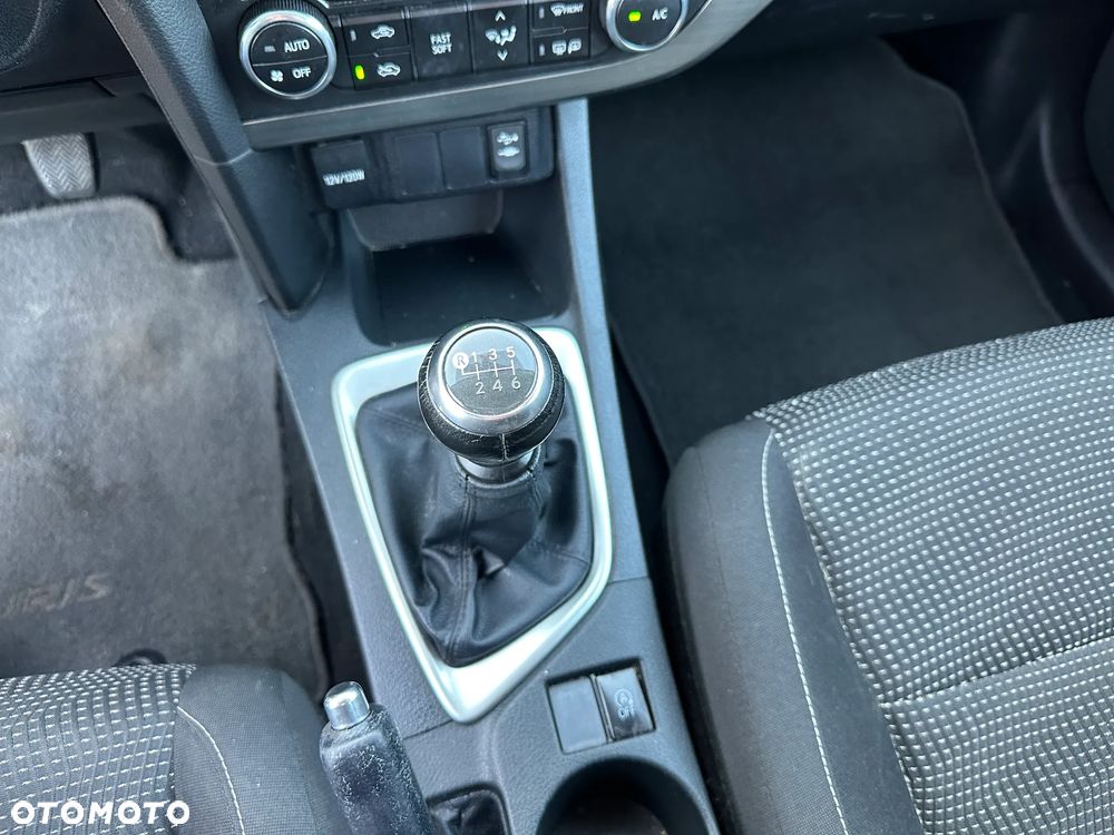 Toyota Auris - 16