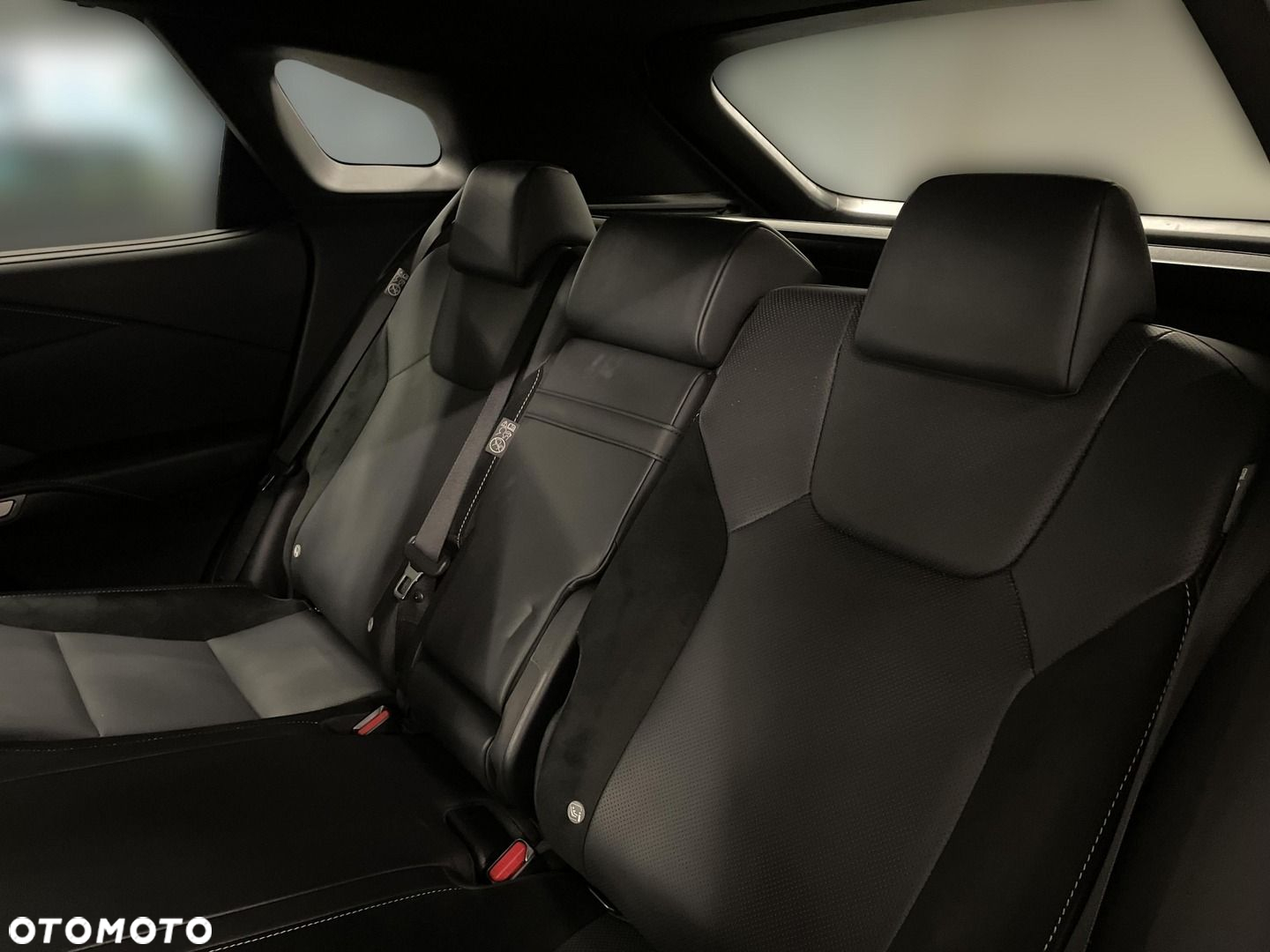 Lexus RX - 16