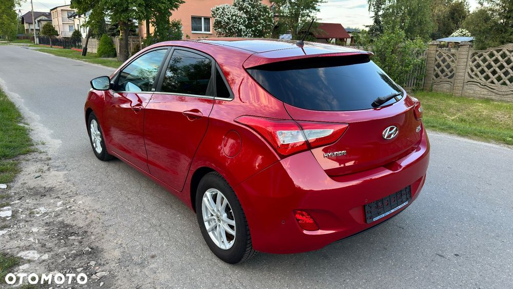 Hyundai i30 1.4 Trend - 6
