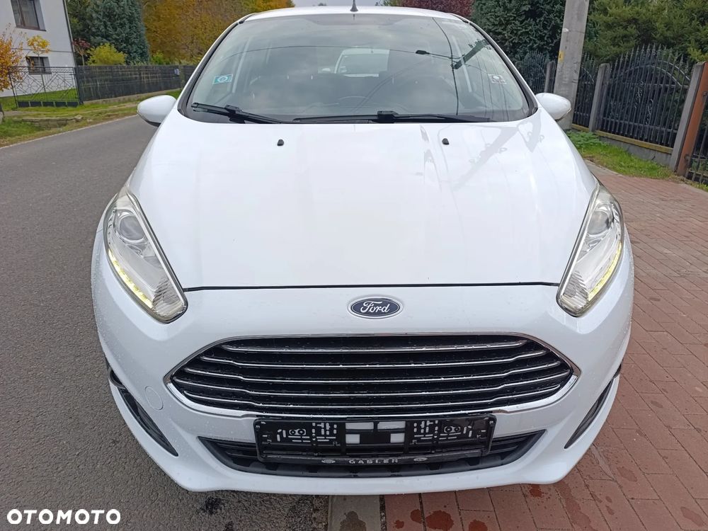 Ford Fiesta - 23
