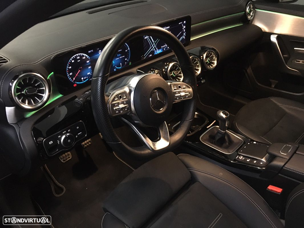 Mercedes-Benz A 180 d AMG Line - 47