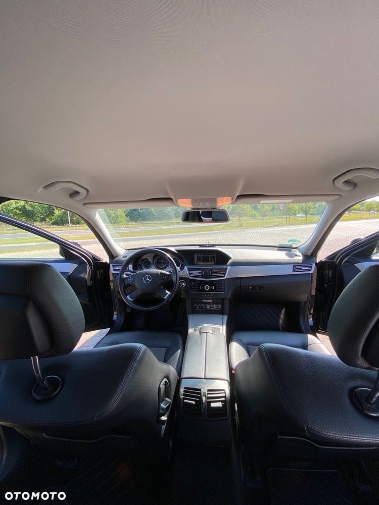 Mercedes-Benz Klasa E 220 CDI BlueEff Avantgarde - 18