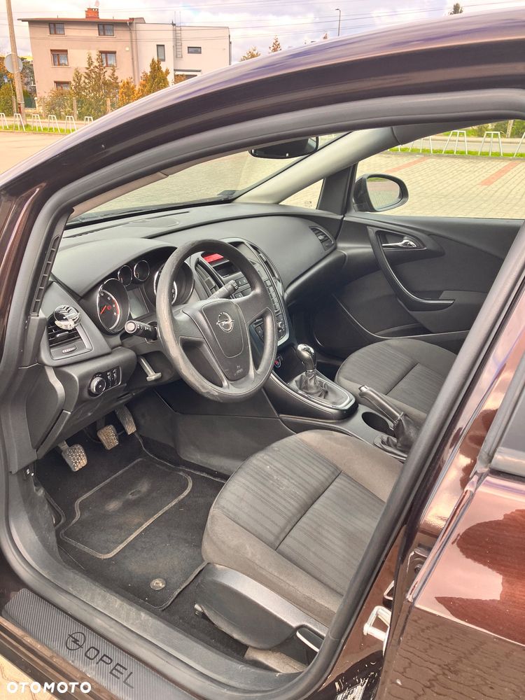 Opel Astra 1.6 Essentia - 5