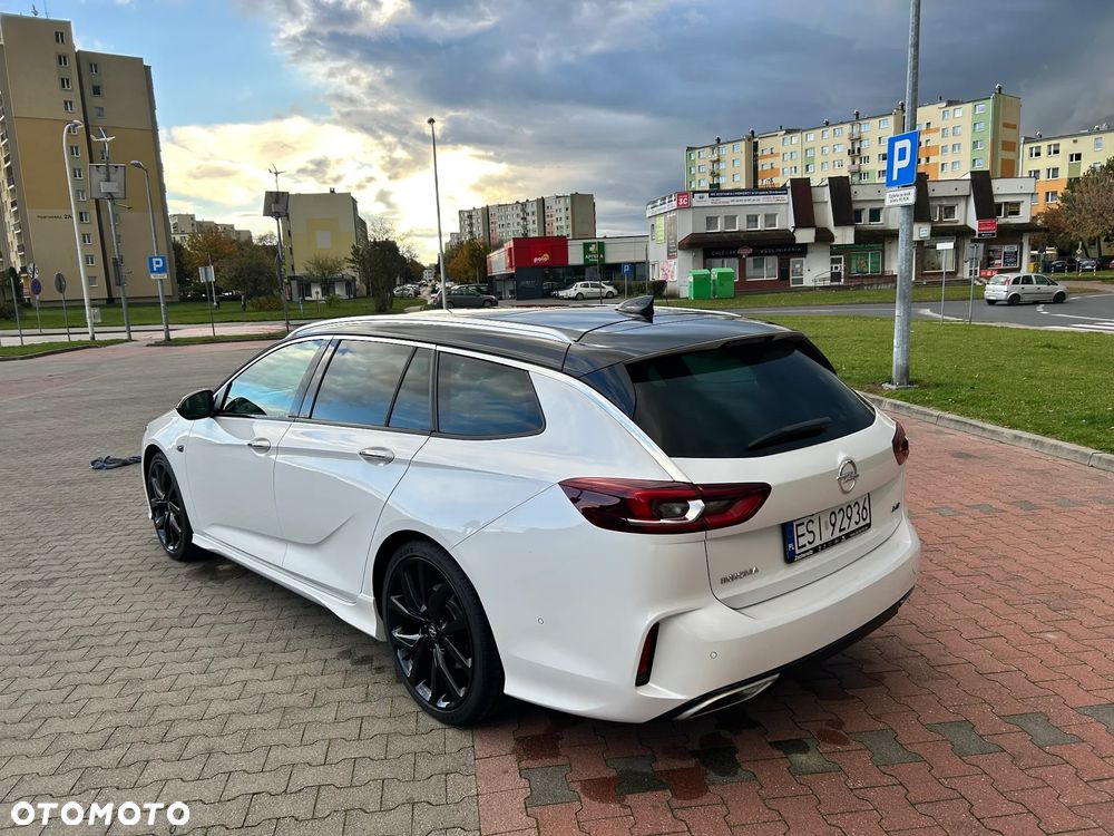 Opel Insignia 2.0 CDTI 4x4 GSi S&S - 4