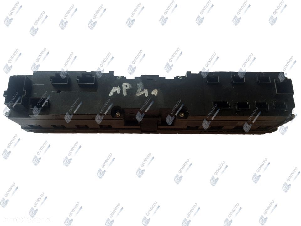 PRZEŁĄCZNIK ŚWIATEŁ AWARYJNYCH MERCEDES ACTROS MP4 A9605400346 * - 2