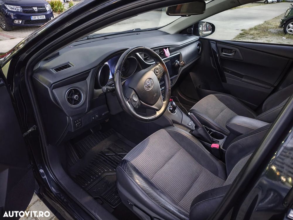 Toyota Auris 1.8 L VVT-i Luna - 10