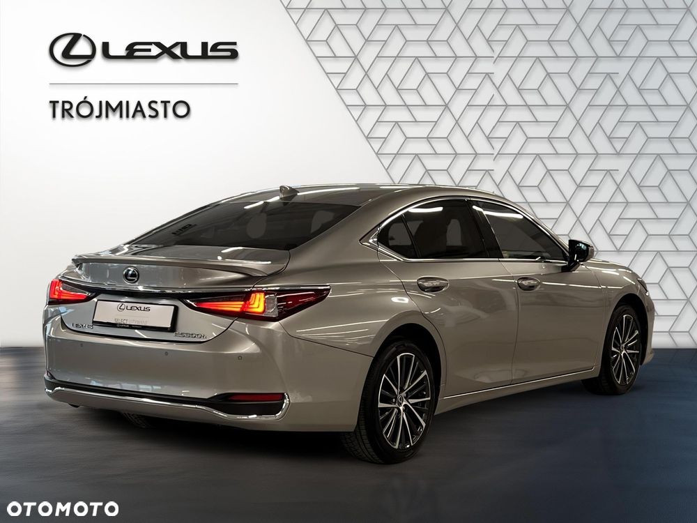 Lexus ES 300h Business Edition - 5