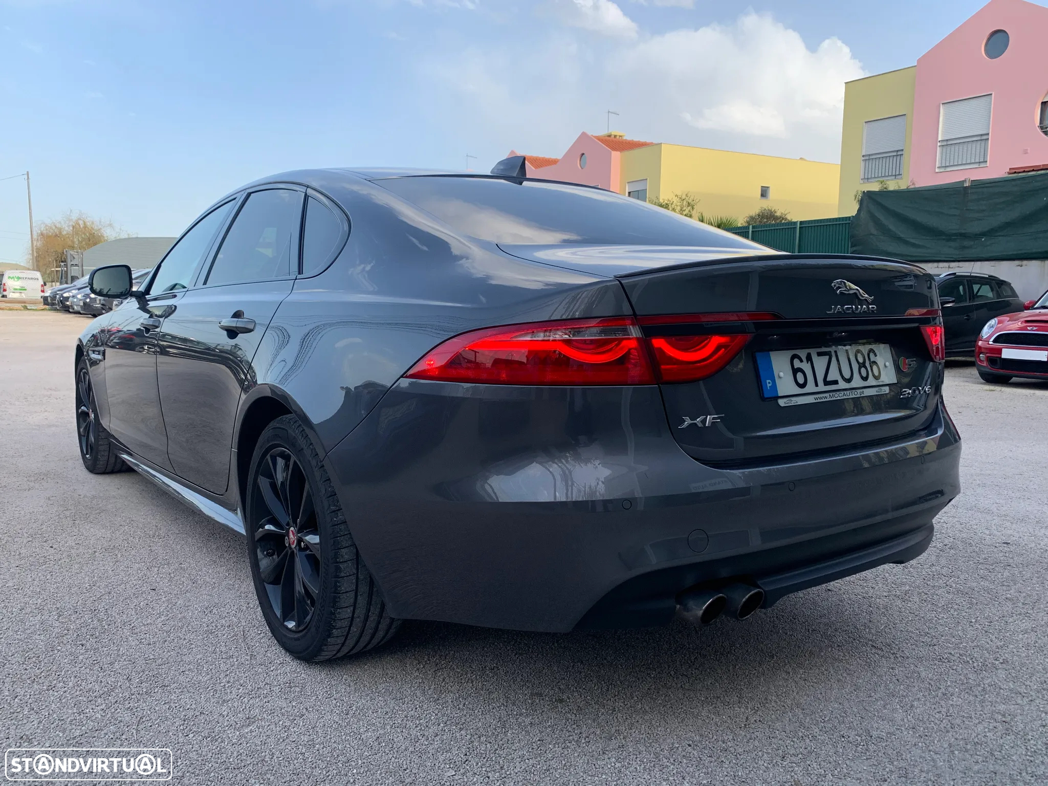 Jaguar XF 20d Aut. R-Sport - 12