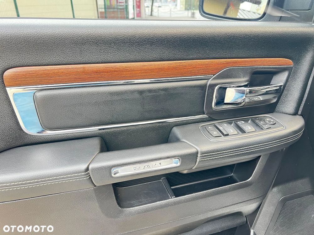 RAM 1500 Crew Cab Laramie - 23