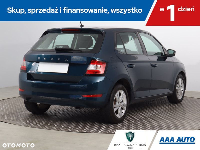 Skoda Fabia - 6