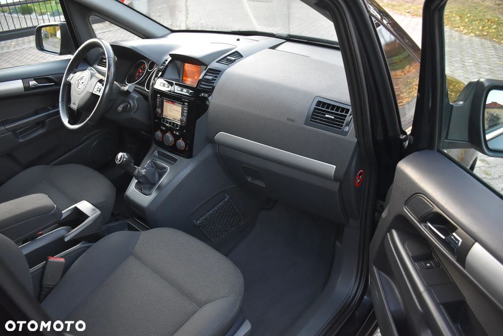 Opel Zafira 1.8 Navi - 15