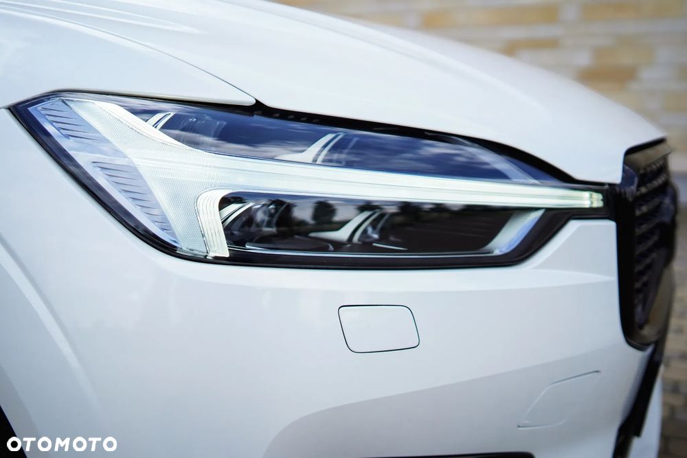 Volvo XC 60 T5 AWD Geartronic RDesign - 9