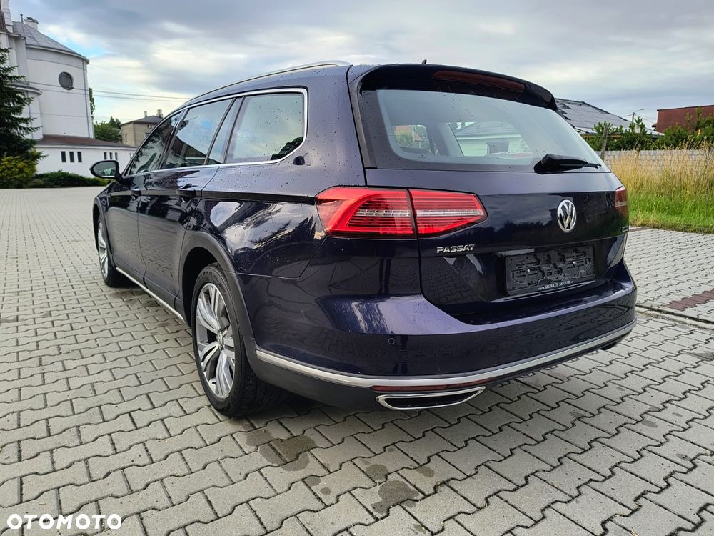 Volkswagen Passat - 19