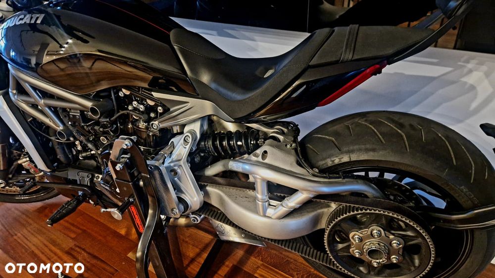 Ducati Diavel - 6