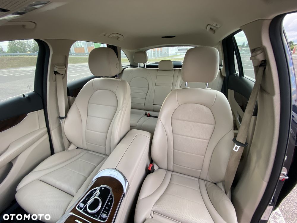 Mercedes-Benz GLC - 14