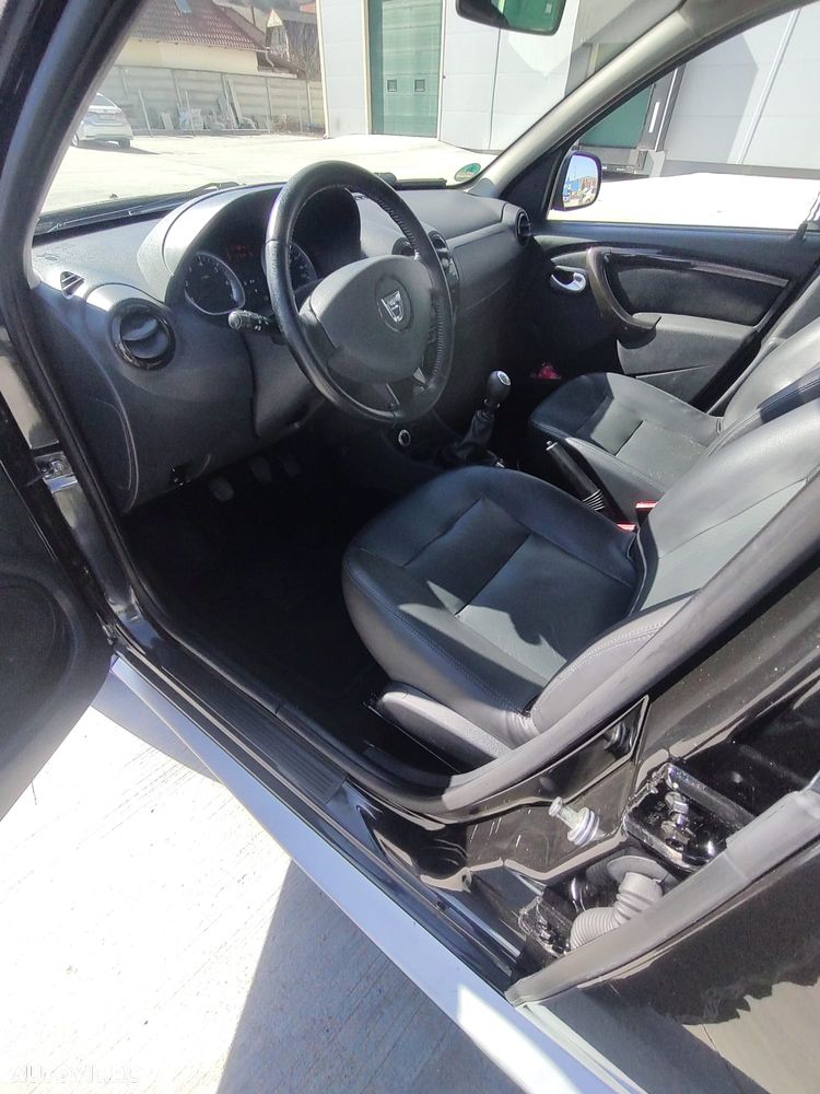 Dacia Duster dCi 110 FAP 4x4 Prestige - 11