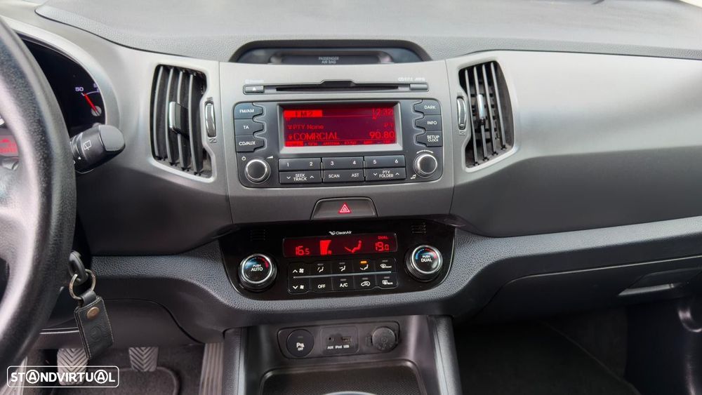 Kia Sportage 1.7 CRDI ISG Prime - 9