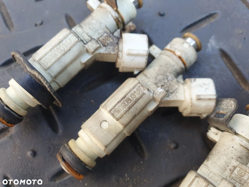 Wtryskiwacz 0280156270 BOSCH 0 280 156 270 VW 030 906 031 AD 030906031AD VW FOX - 2