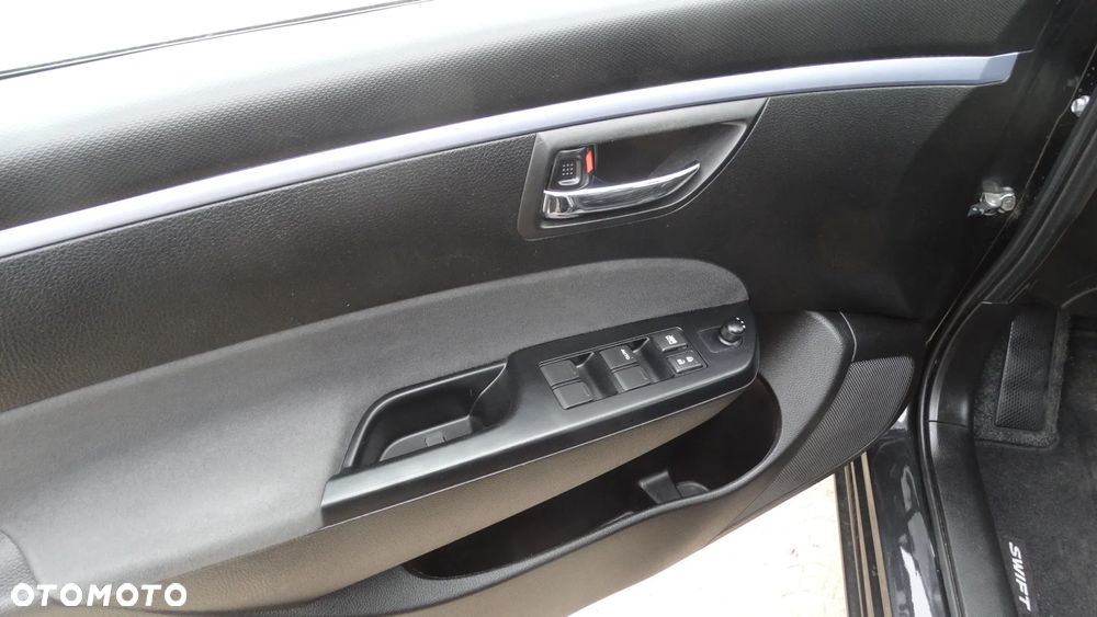 Suzuki Swift 1.2 Premium - 9