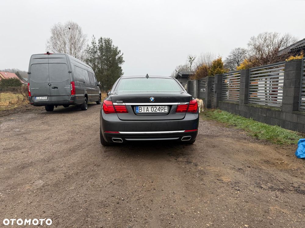 BMW Seria 7 740d xDrive Edition Exclusive - 8