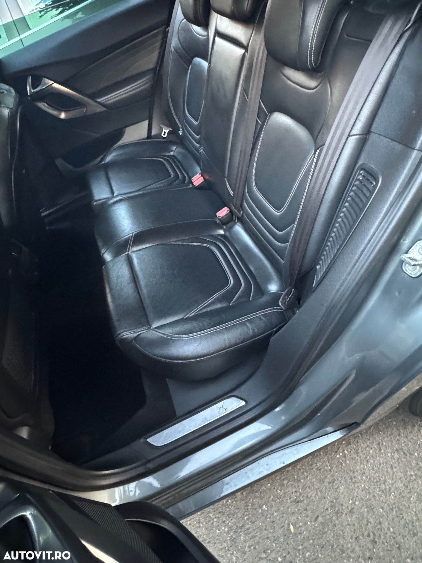 Citroën DS5 Hybrid4 EGS6 SoChic - 9