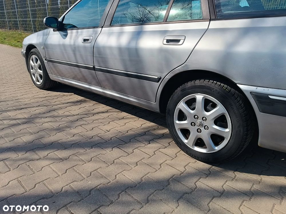 Peugeot 406 - 28