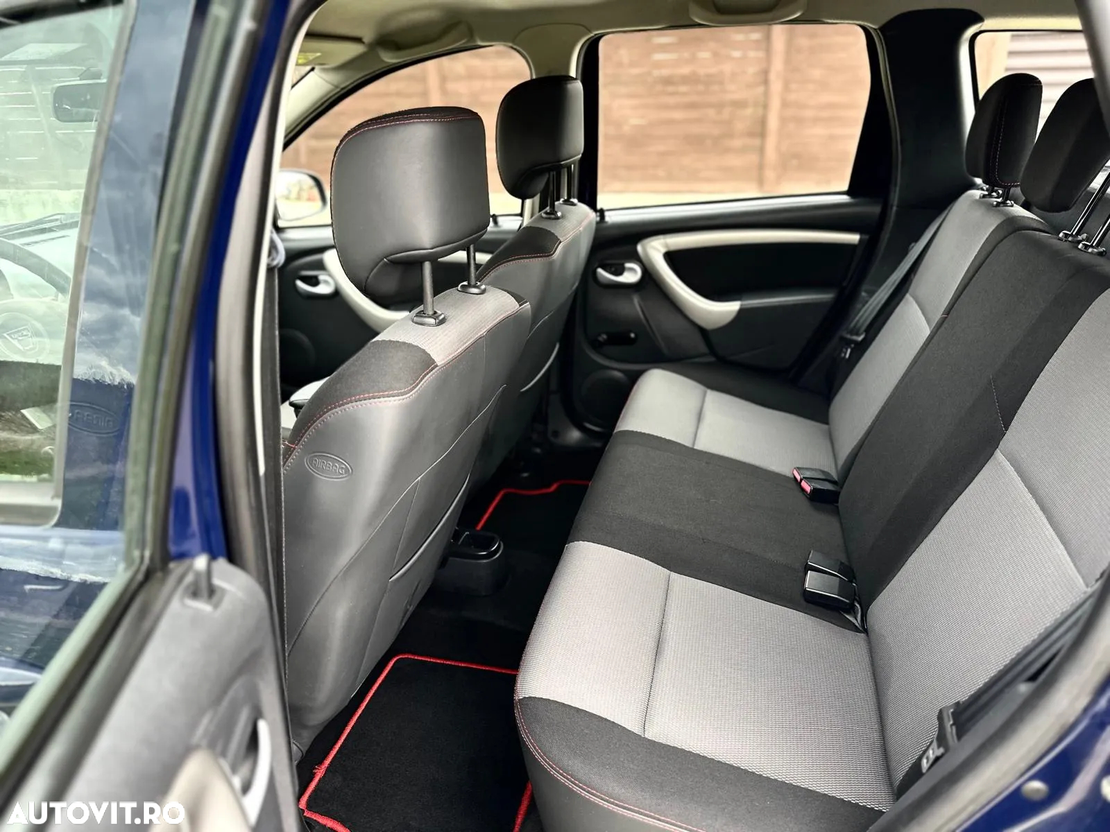 Dacia Duster 1.5 dCi 4x4 Laureate - 16